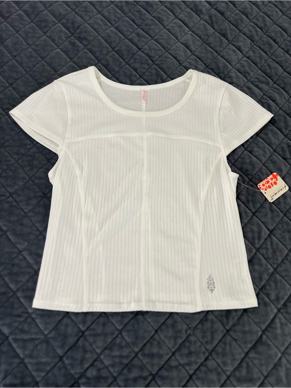 Free People Movement Tempo Tee Women's Large Ribbed Cropped Baby Tee White B11